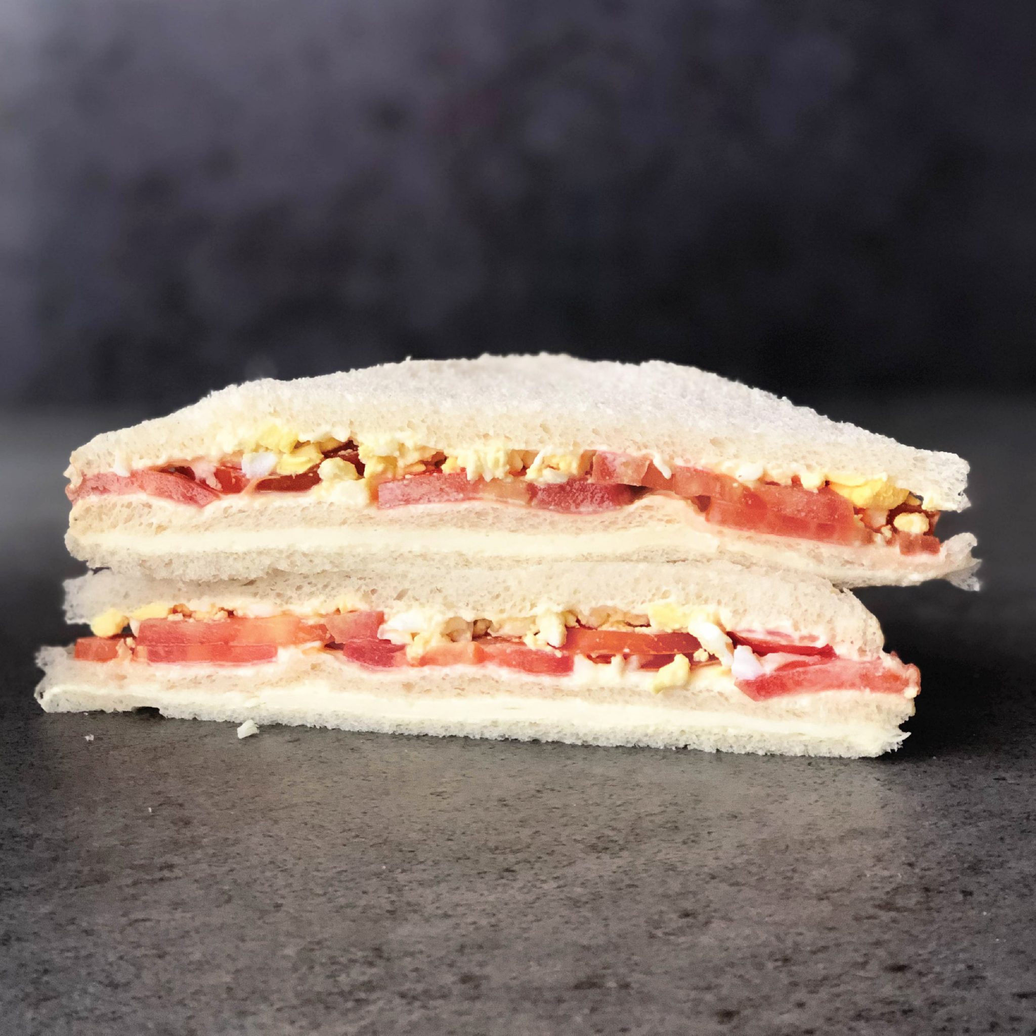 Sándwich de miga Triple Jamón y queso Ramallo Club Sándwiches de